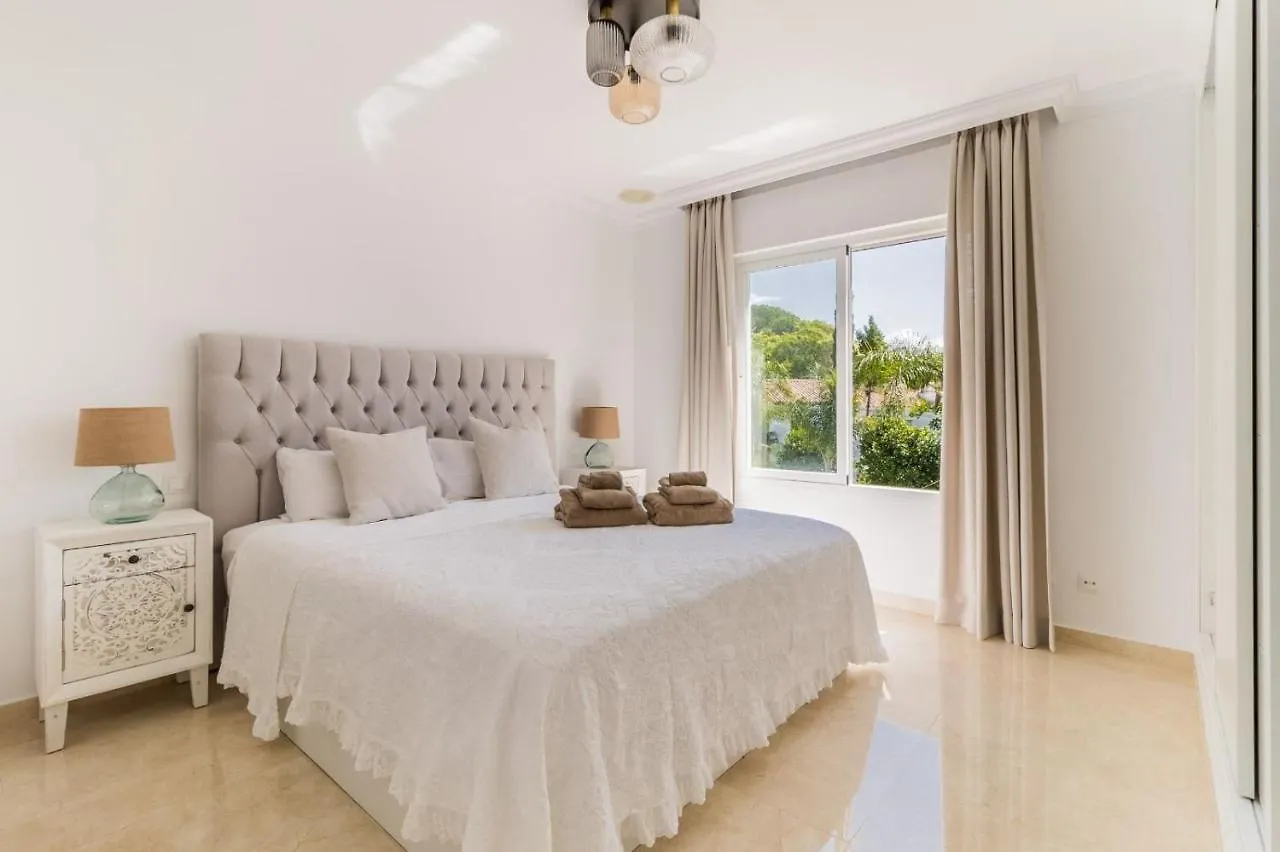 Arcadia - Avenida 28 De Las Adelfas 29680 Estepona, Malaga エステポナ