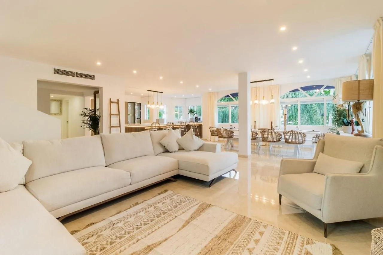 ヴィラ Arcadia - Avenida 28 De Las Adelfas 29680 Estepona, Malaga